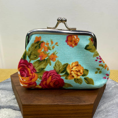 Clamshell Coin Purse Wallet (Medium) - Floral