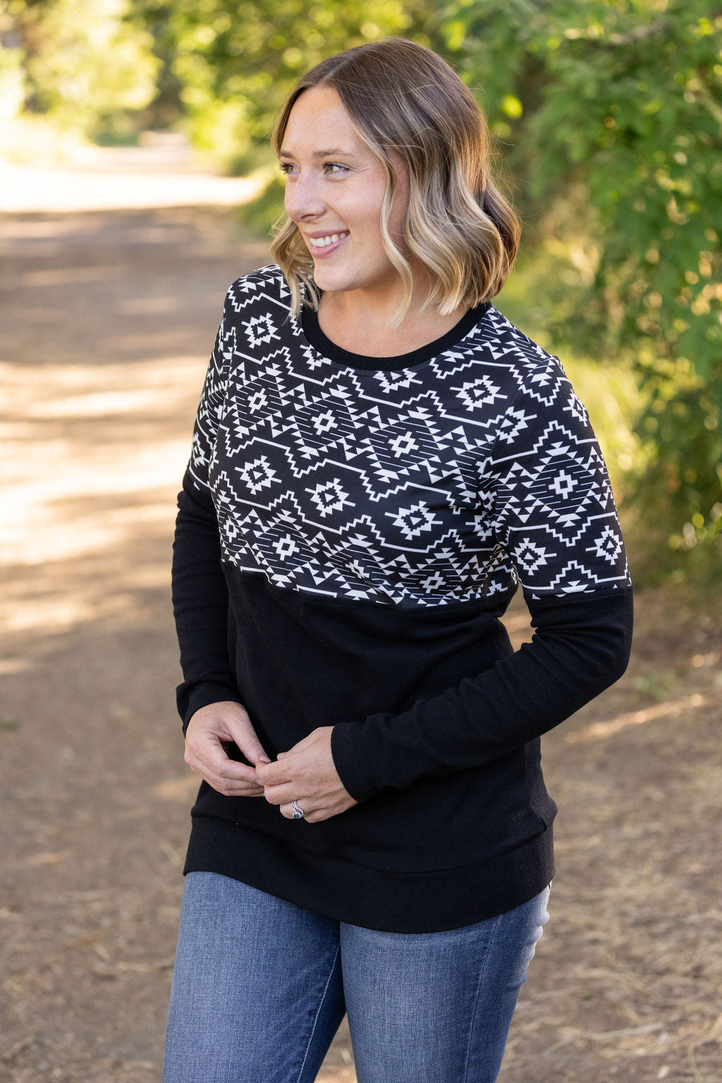 Natalie Pullover - Black Geometric