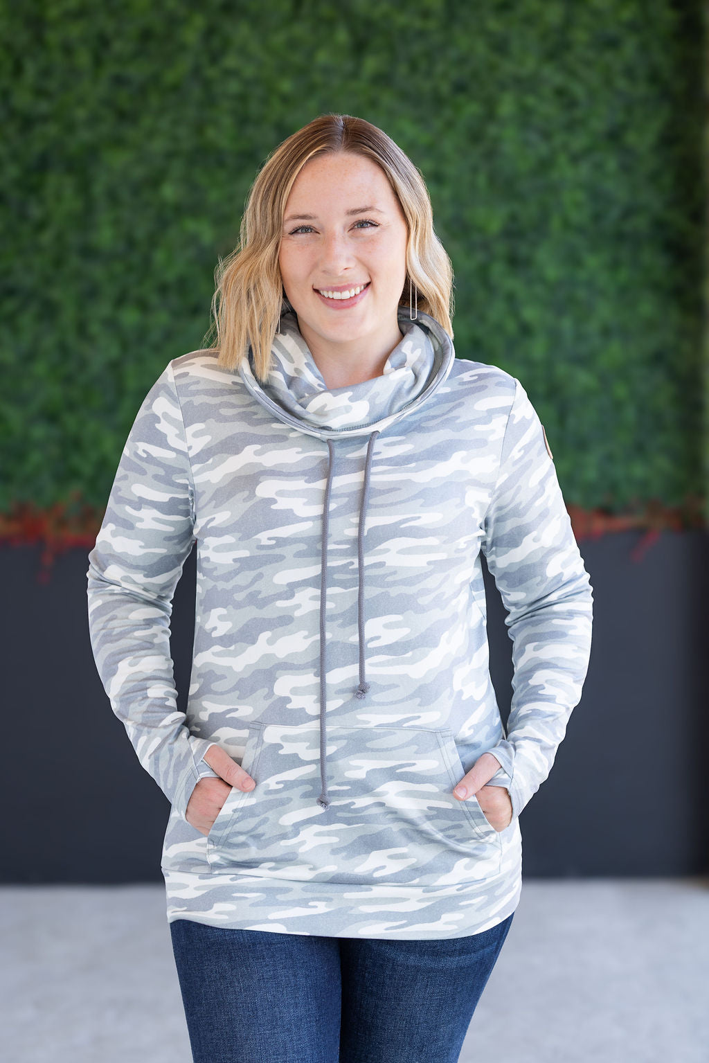 Soft Funnel Neck - Camo