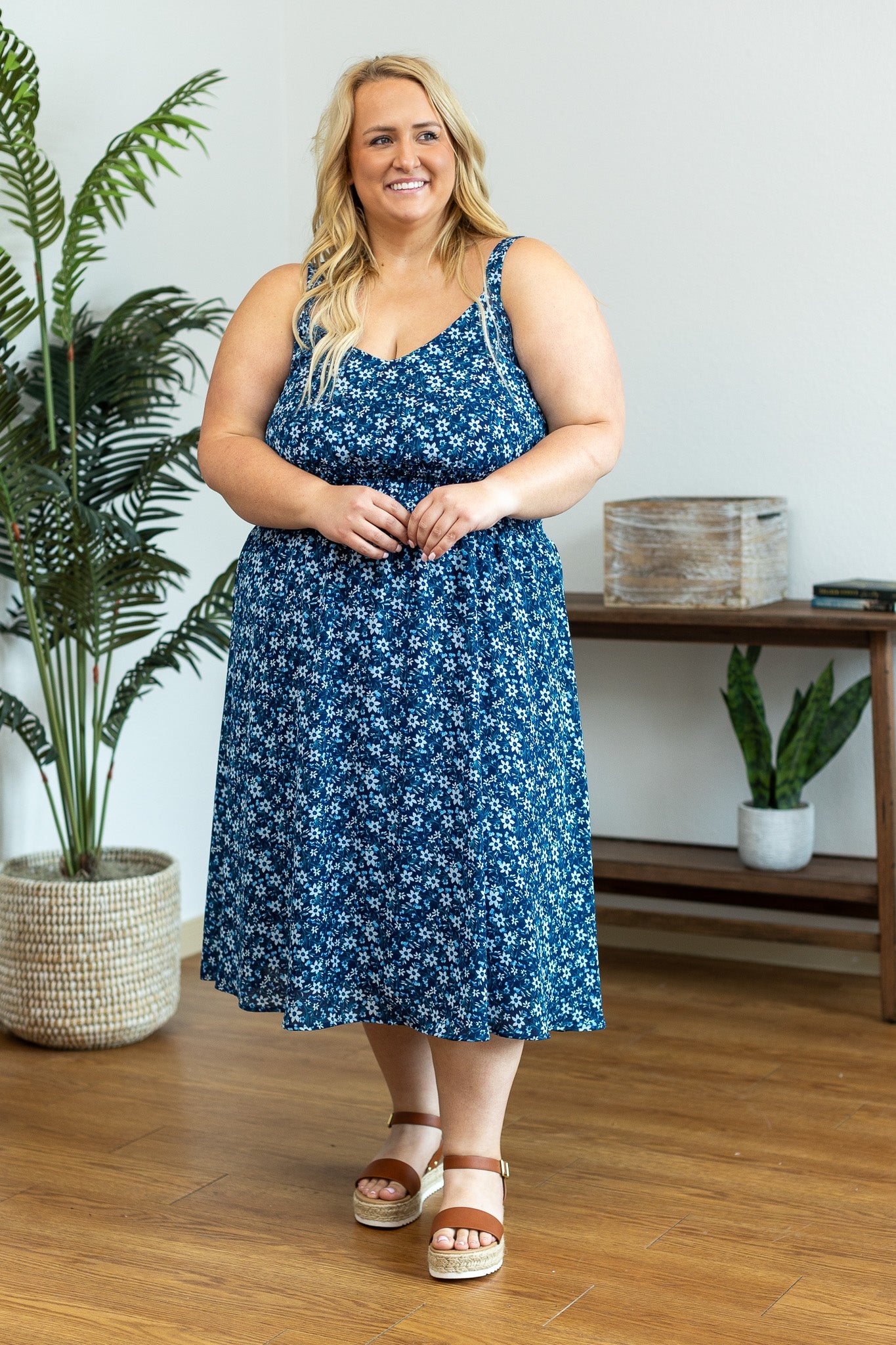 Cassidy Midi Dress - Blue Floral Mix