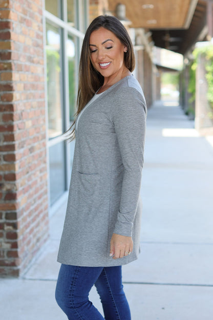 Classic Cardigan - Light Grey