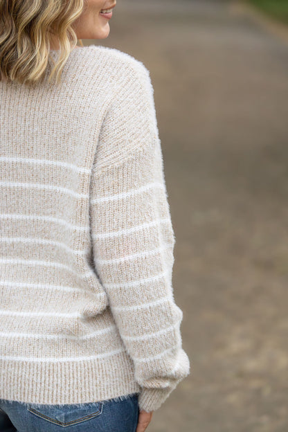 Cozy Striped Sweater -grey