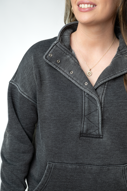 Jesse Vintage Wash Snap Pullover - Black
