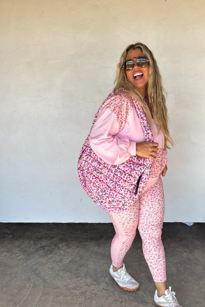 PREORDER- CARRY ALL PUFFER BAG