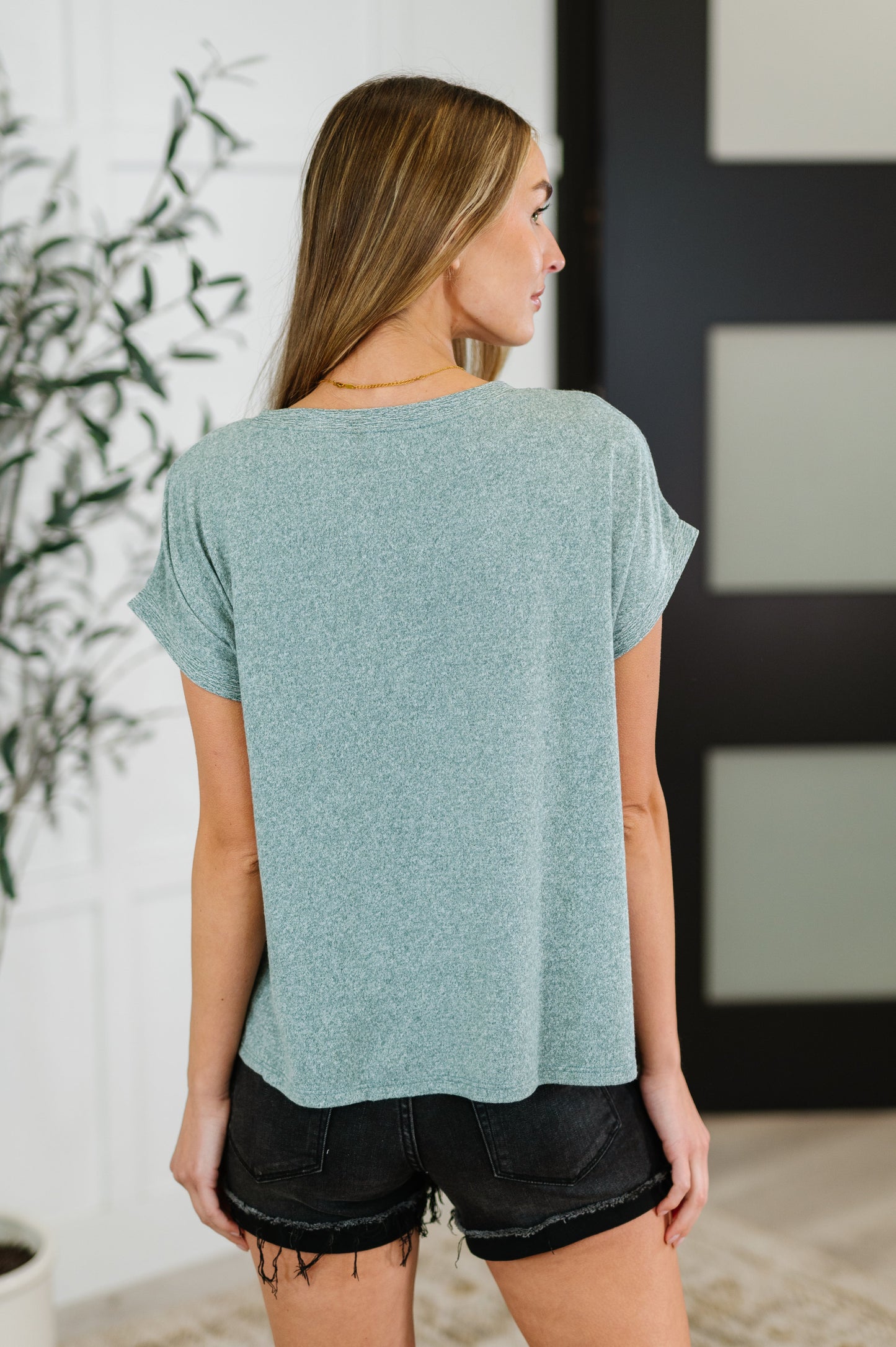 Heathered Harmony Basic Tee in Ash Jade