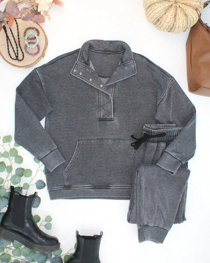 Jesse Vintage Wash Snap Pullover - Black