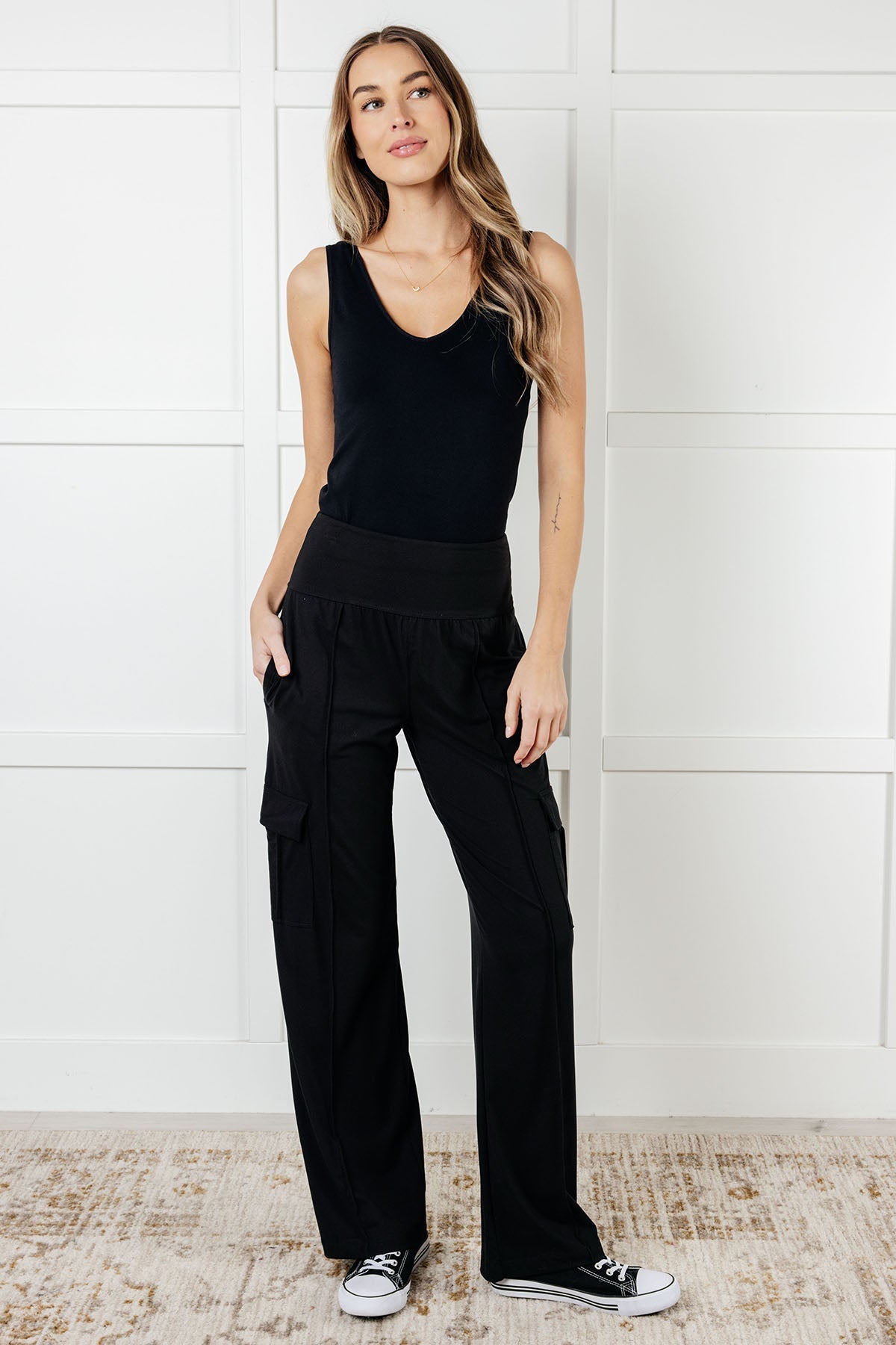 Race to Relax Cargo Pants in Black