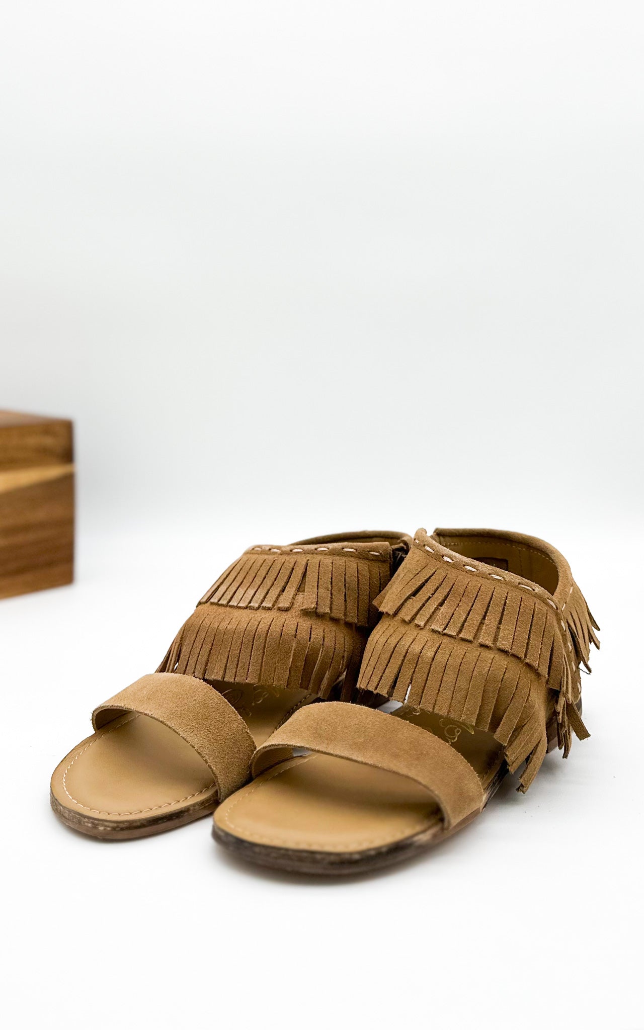 Fringe Star Sandal in Tan