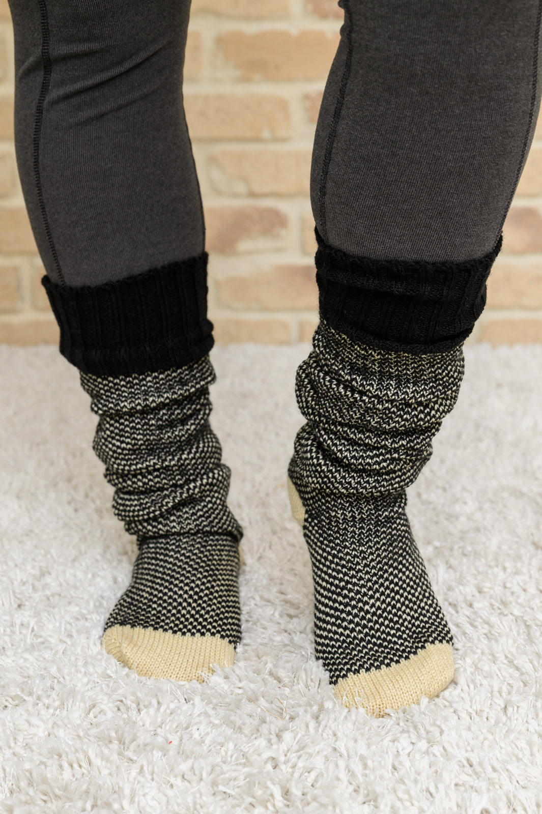 Knitted Lounge Socks In Black