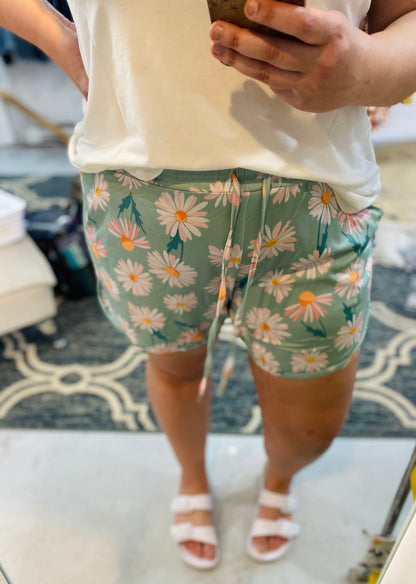 Kaelyn Shorts-Daisy