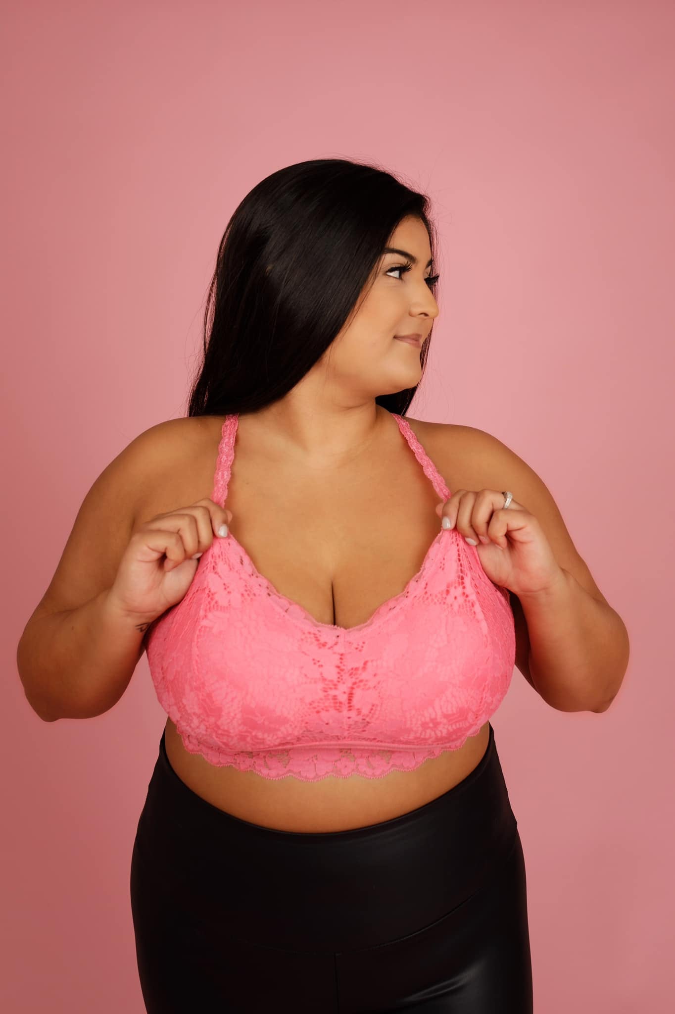 PreOrder: Juliette Lace Bralette in Pink